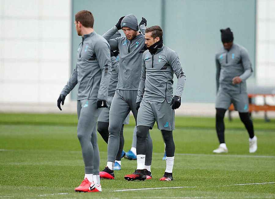 El Tottenham, entrenando antes de los octavos.