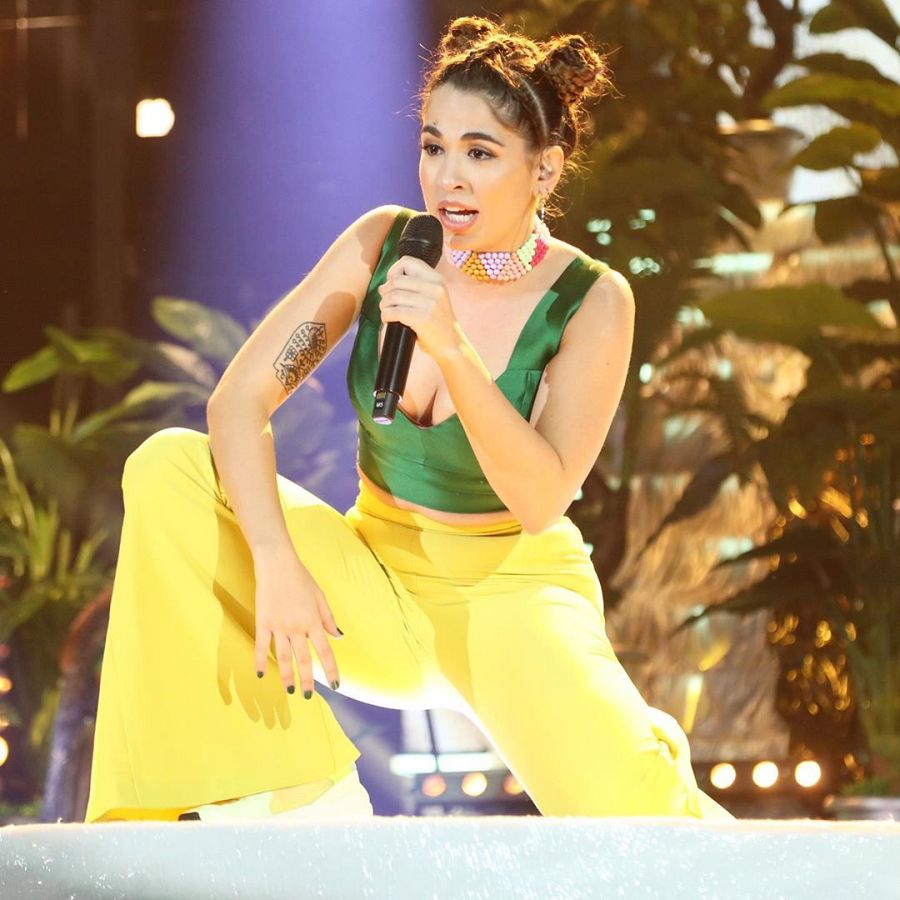 Corazón - Anaju cantando 