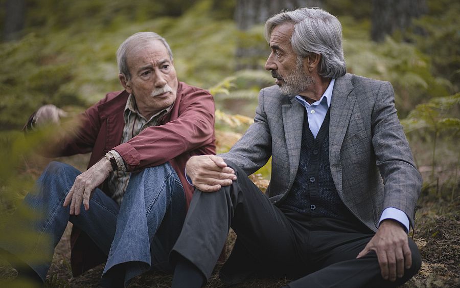 Antonio prepara un viaje para sus vecinos