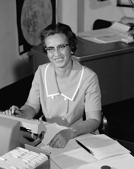 Otra imagen de La noche temática, dedicada a Katherine Johnson