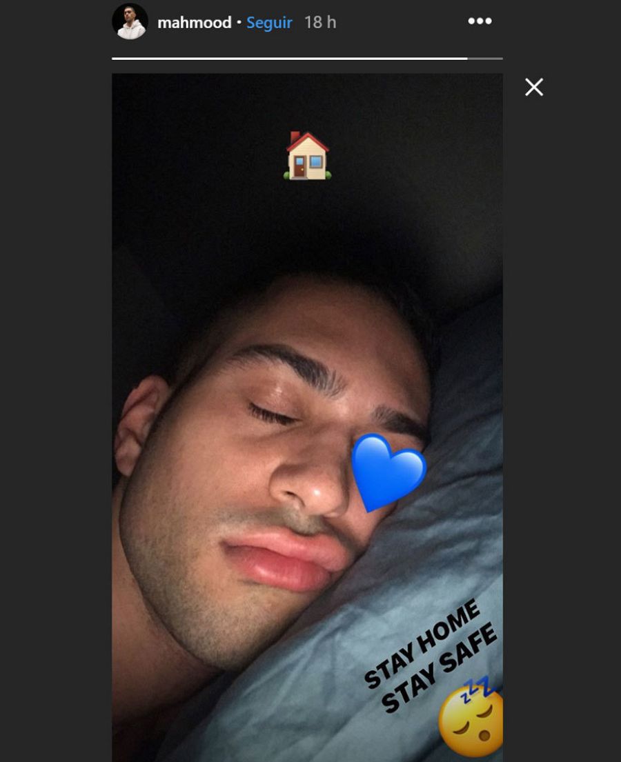 Mahmood, representante de Italia en Eurovisión 2019 sube esta storie a Instagrma en la que predica con el ejemplo para frenar la expansión del coronavirus: 