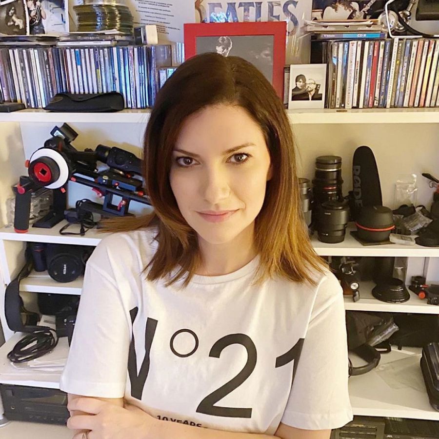 Laura Pausini se suma al #Iostoacasa y pretende que sus seguidores se queden en casa para frenar la expansión del coronavirus en Italia