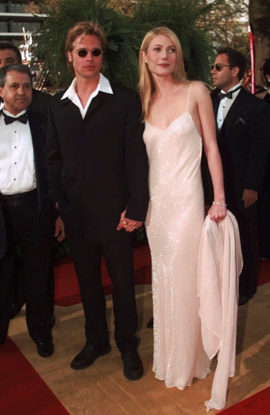 Brad Pitt y Gwyneth Paltrow en los Oscar de 1996