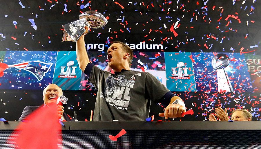 Imagen: Tom Brady celebra una de sus seis SuperBowl