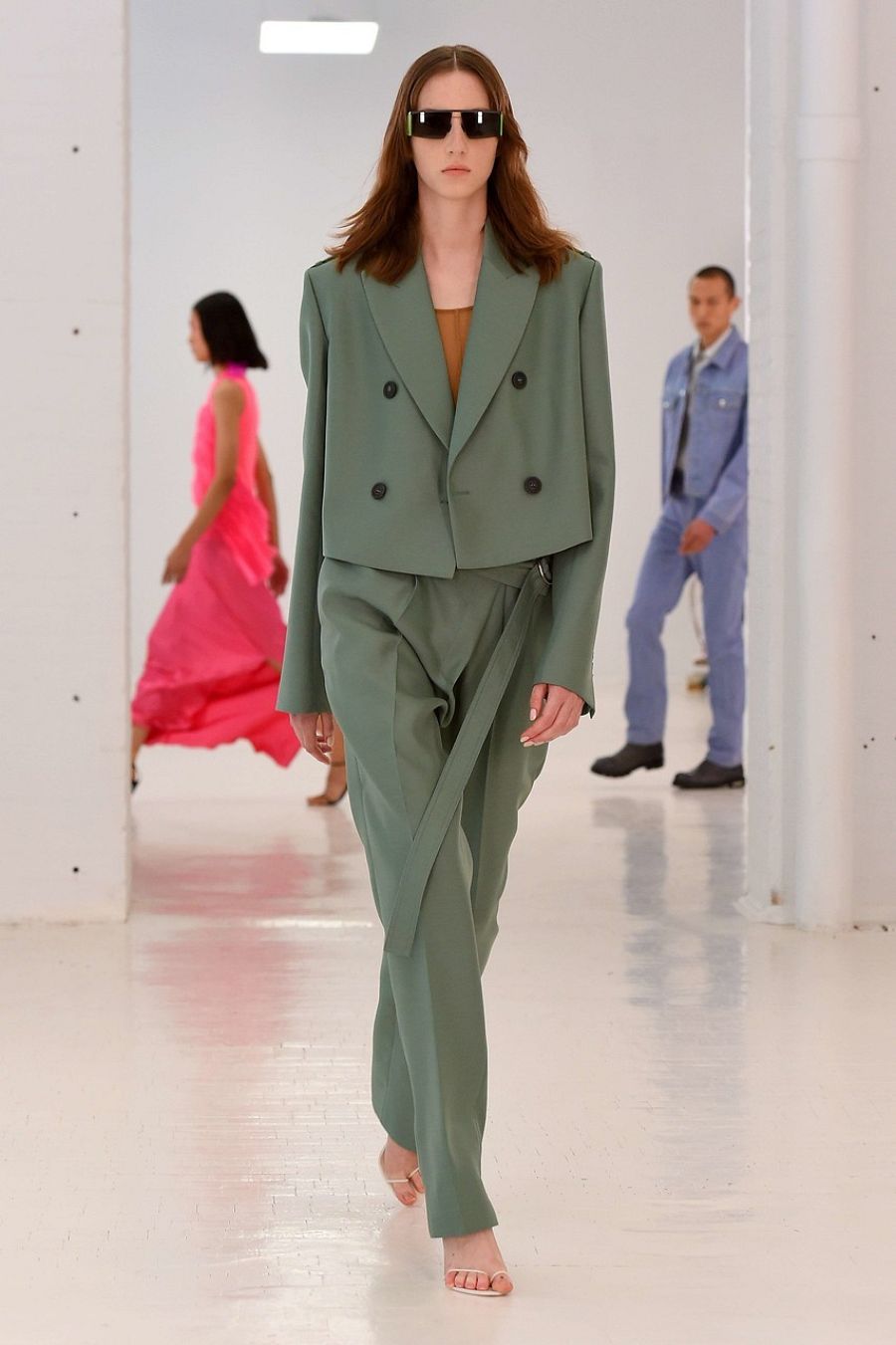 Chaqueta corta de Helnut Lang.