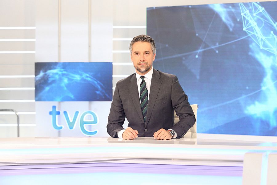 Telediario 2, con Carlos Franganillo