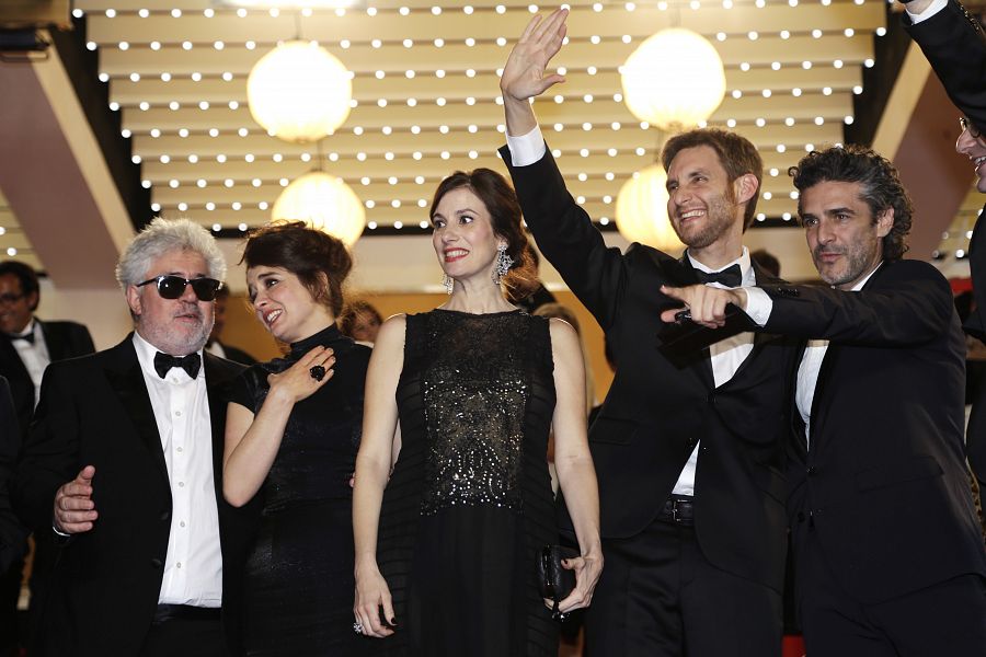 El equipo de 'Relatos salvajes' durante su proyección en la 67ª edición del Festival de Cannes