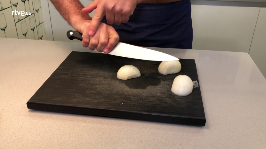 Sergio nos enseña a coger bien el cuchillo