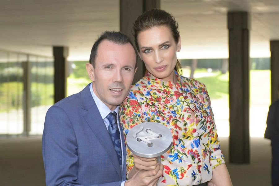 El programa de TVE, Flash Moda se lleva el Premio a la Comunicación del Sector.