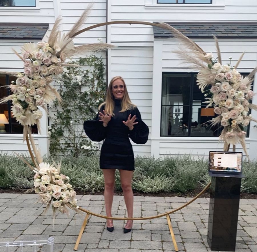 La imagen del drástico cambio de look de Adele que ha llamado la atención de sus seguidores