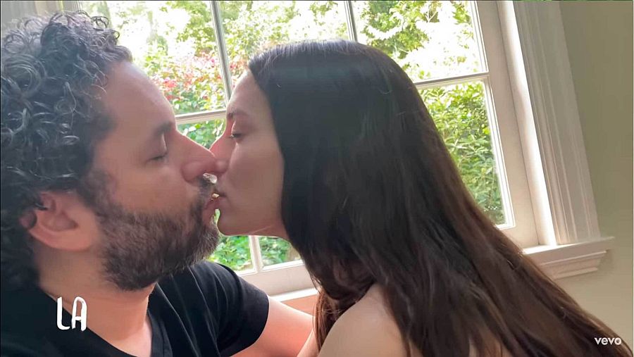 El músico Gustavo Dudamel y la actriz María Valverde, en Los Ángeles.