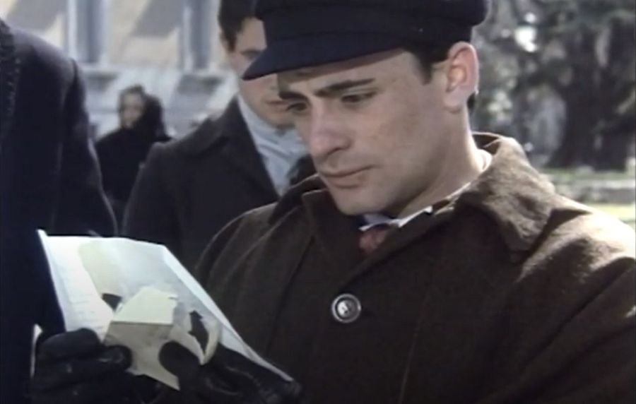 Toni Zenet como Pablo Picasso en la serie 'El joven Picasso' de 1994