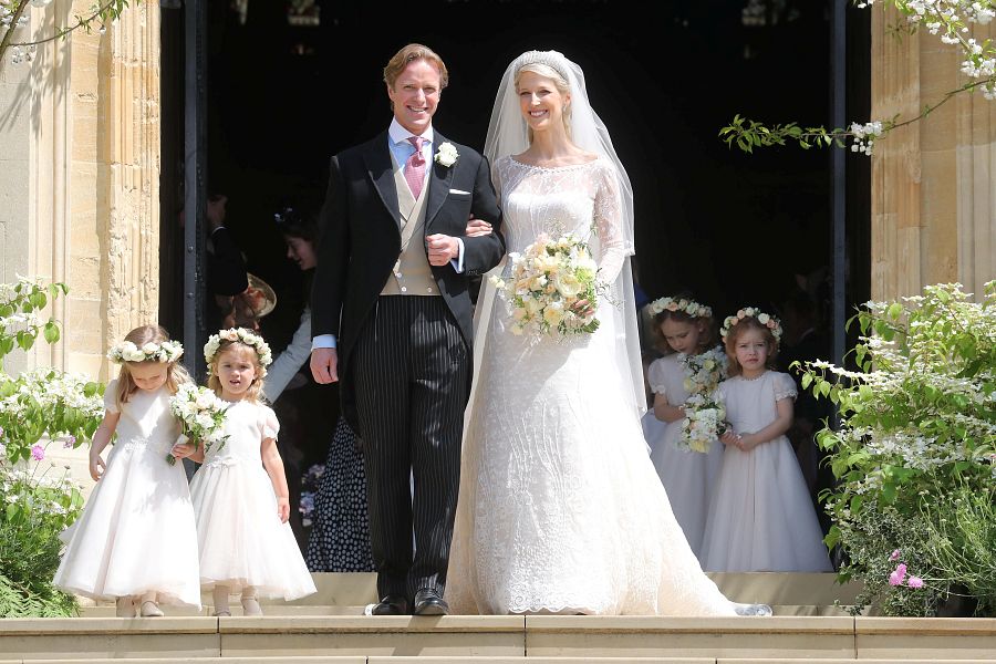 Mr. Thomas Kingston y Lady Gabriella Windsor durante su boda