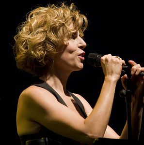 Sole Giménez, en plena actuación.