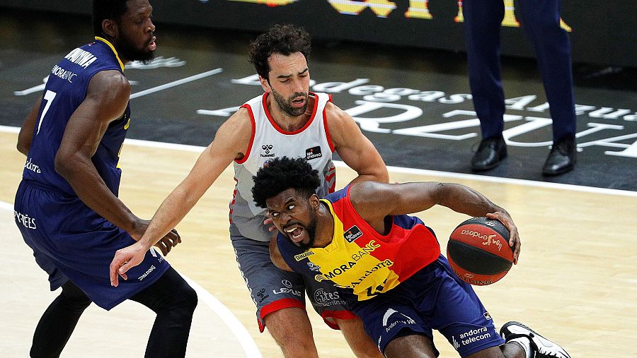 San Pablo Brugos y Mora Banc Andorra disputan el tercer partido de la cuarta jornada del Grupo B.