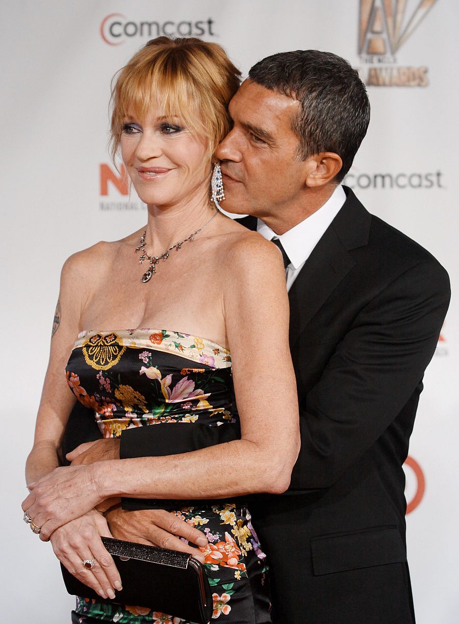 Melanie Griffith y Antonio Baneras en los premios NCLR ALMA en Santa Mónica, en 2011