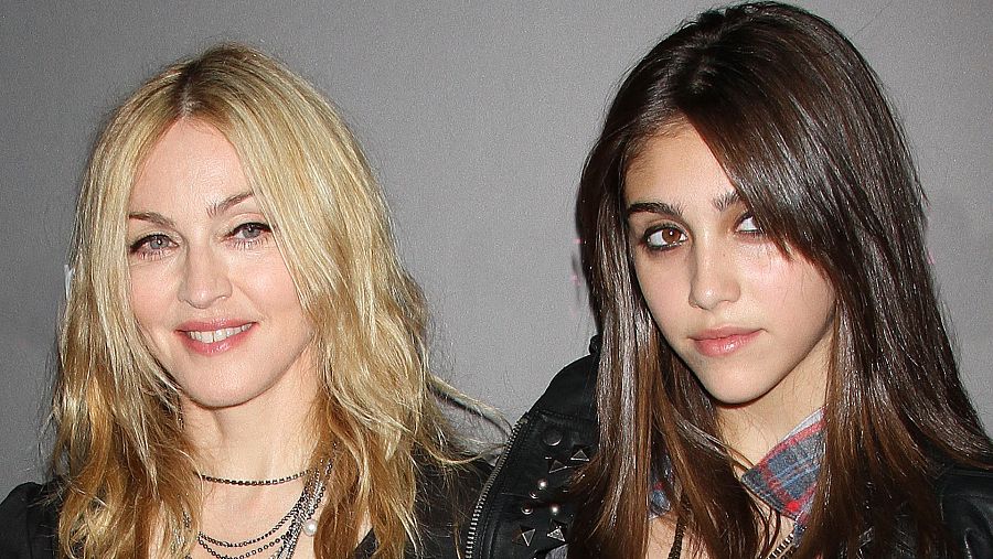 Madonna con su hija Lourdes 