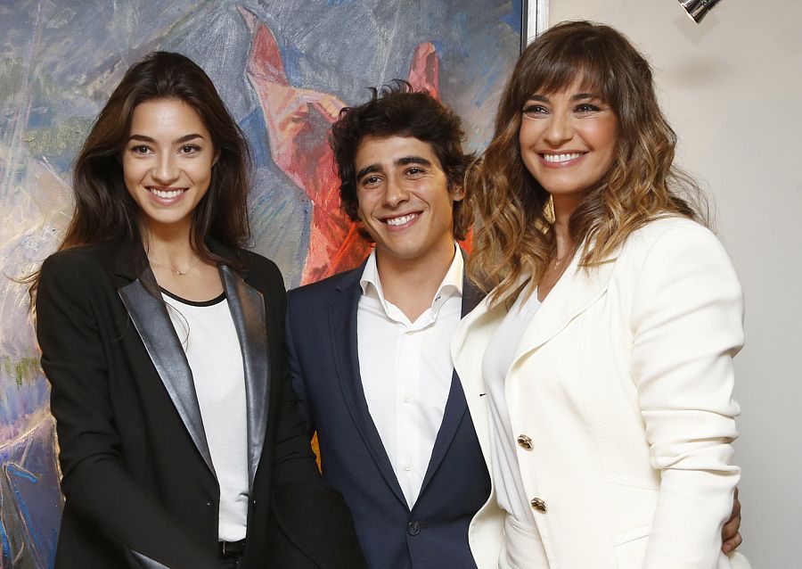 Mariló Montero con sus hijos Alberto y Rocío