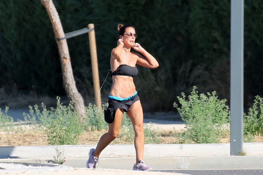 Lydia Bosch presume de tipazo haciendo deporte