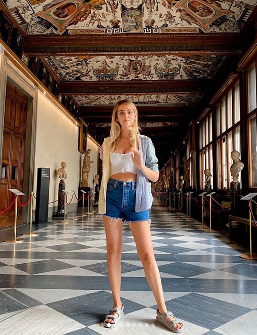 El alcalde de Florencia defiende la labor cultural de Chiara Ferragni
