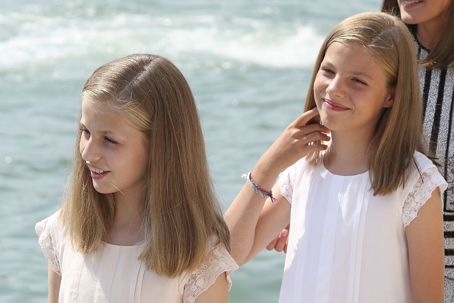 La princesa Leonor y la infanta Sofía en la Copa de vela de 2018