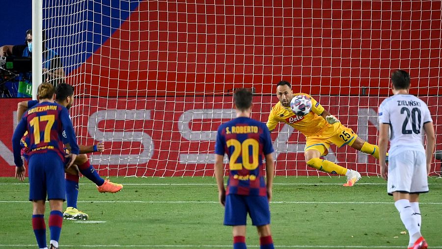 Así tiró Luis Súarez el penalti para hacer el 3-0