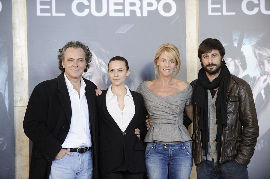 José Coronado, Belén Rueda, Hugo Silva y Aura Garrido durante la presentación de 'El cuerpo'