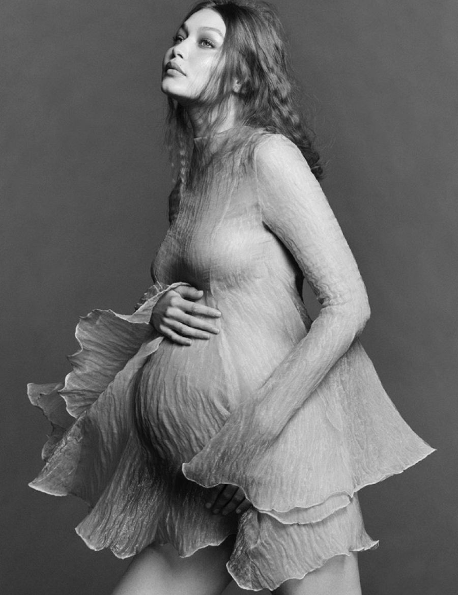 Gigi Hadid posa por primera vez embarazada