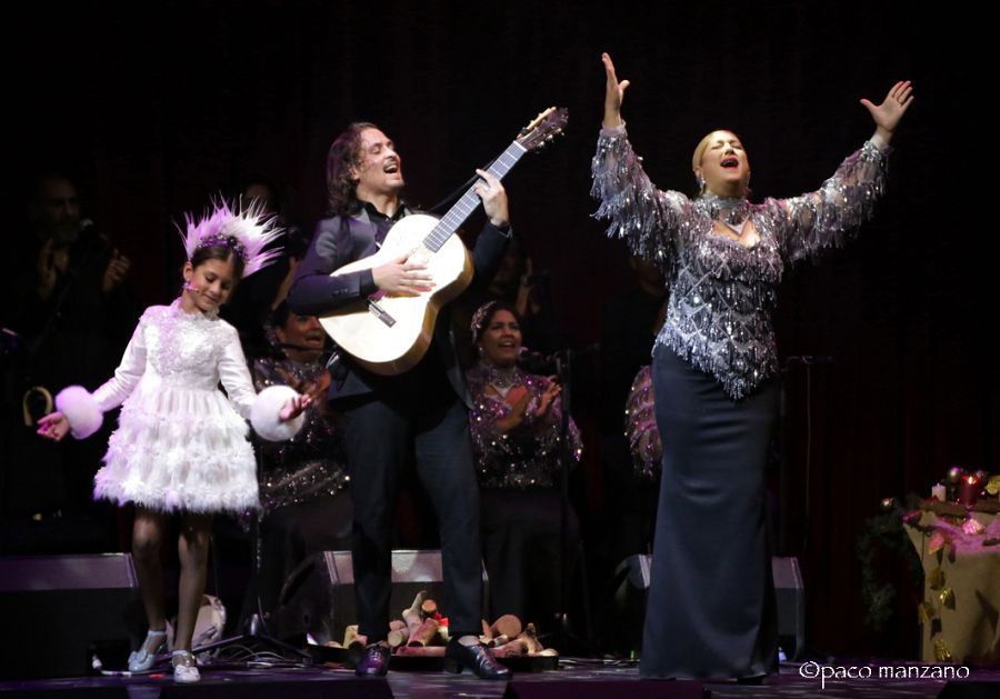 Farru, Julia y Soleá en 'Farrucos y Fernández: Navidad en Familia'