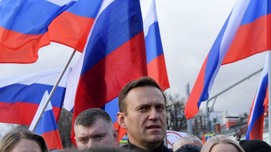 El líder de la oposición rusa, Alexei Navalny, durante una marcha celebrada en Moscú el pasado mes de febrero en recuerdo del asesinado Boris Nemtsov, otro crítico contra el Kremlin.