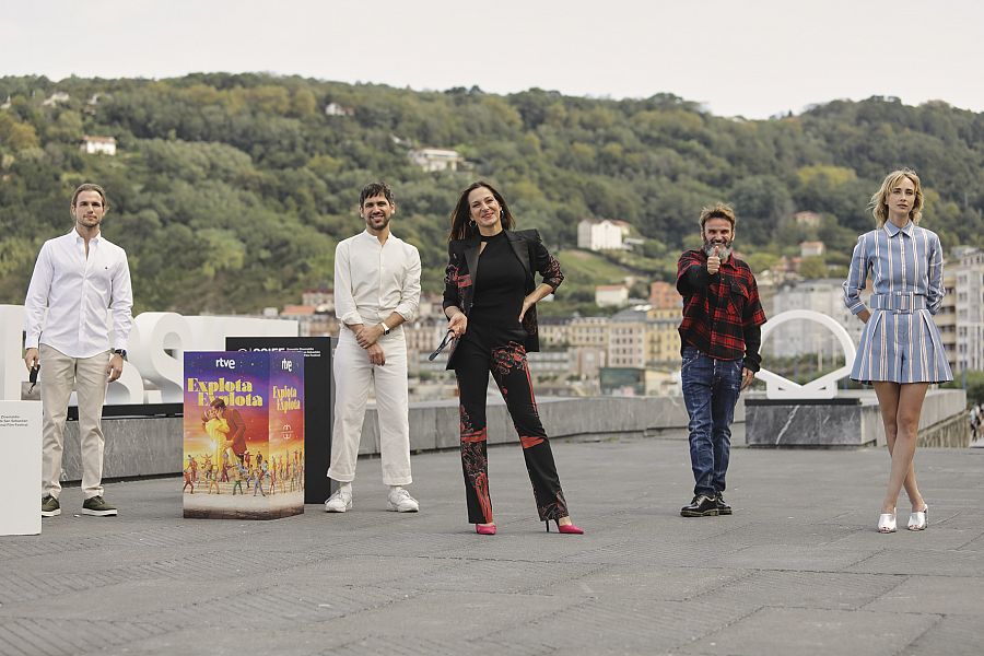 Ingrid, Garcia Jonsson, NAtalia Millán, Fernando Tejero y Nacho 'Alvarez en la presentación de 'Explota explota'