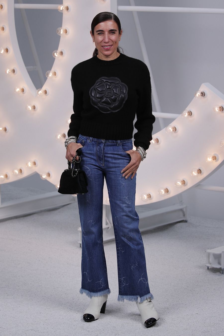 FAMOSOS EN DESFILE DE CHANEL EN PARIS
