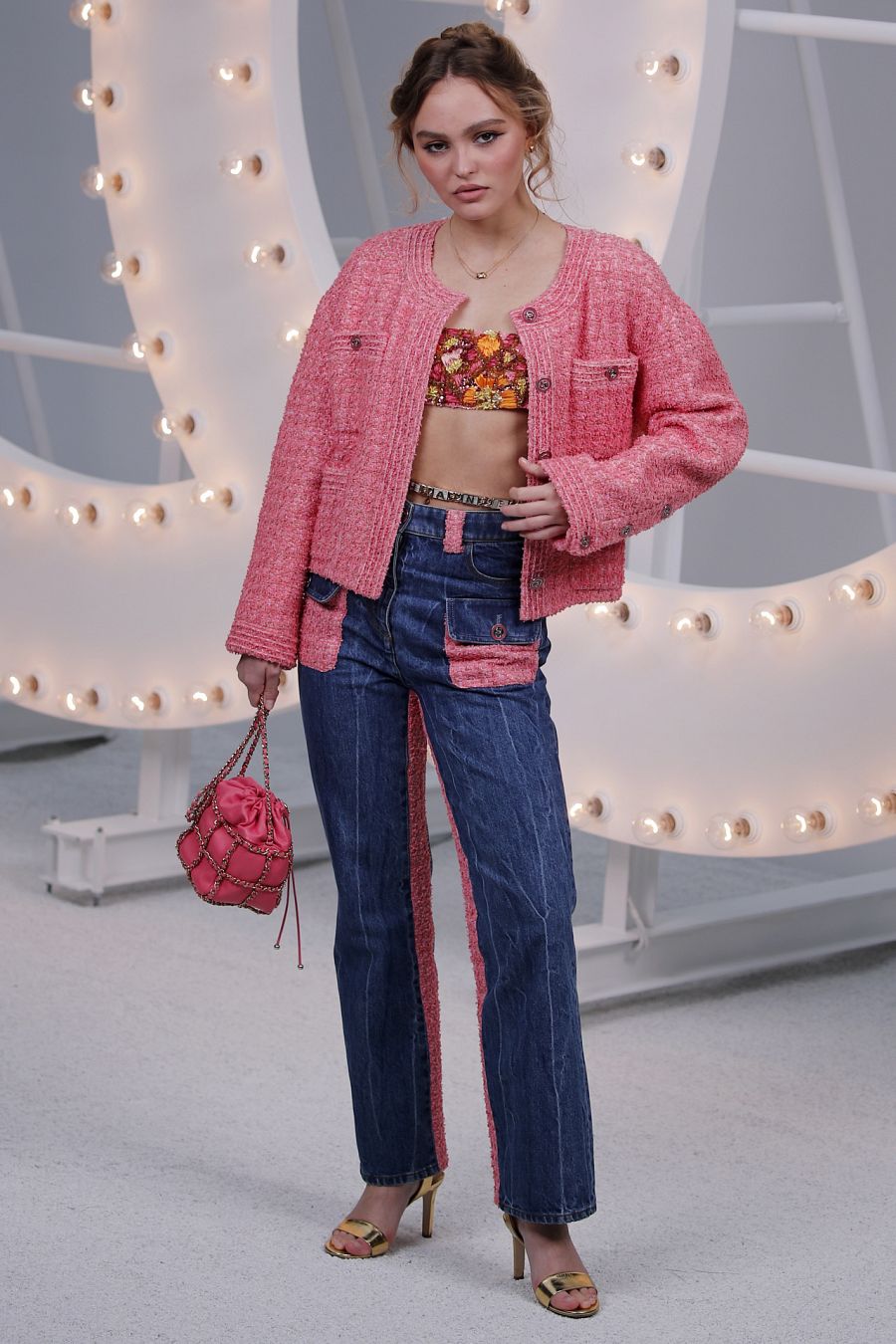 FAMOSOS EN DESFILE DE CHANEL EN PARIS