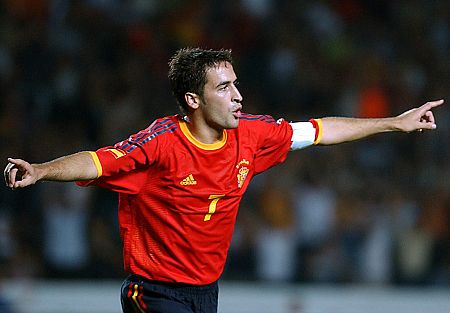 Raúl logró un doblete ante Ucrania