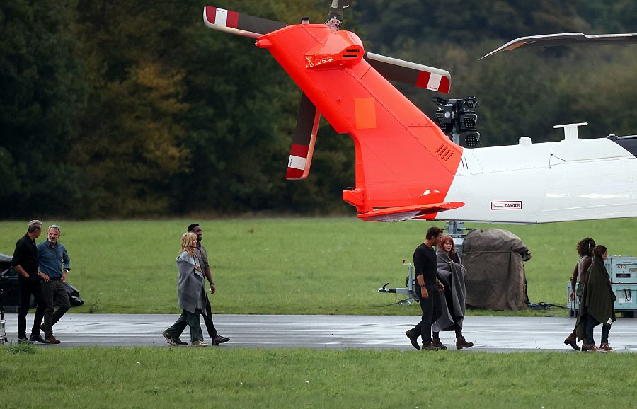 Todos los protagonistas de Parque Jurásico juntos en el rodaje de Jurassic World: Dominion. Jeff Goldblun , Sam Neill , Laura Dern , Bryce Dallas Howard y Chris Pratt