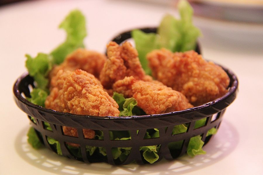 Har cheong gai (Pollo frito con pasta de gambas)