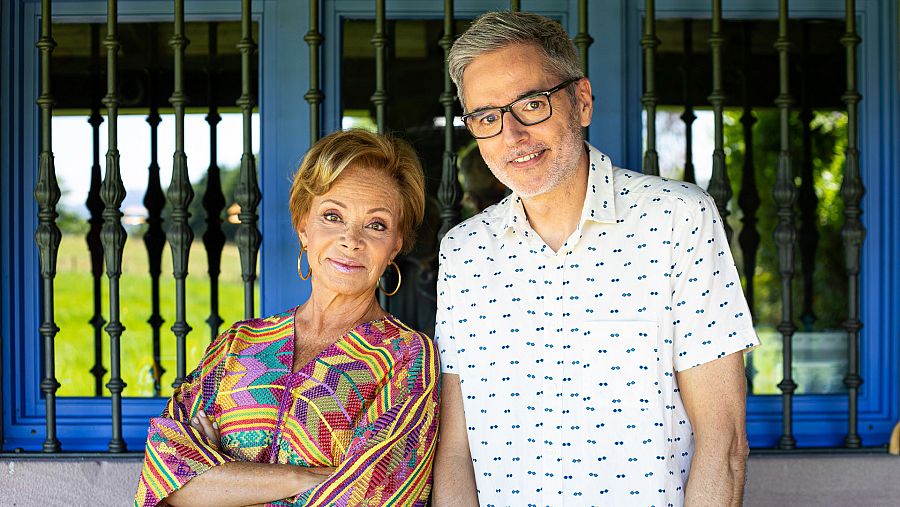 Paloma San Balilio y Mikel López Iturriaga