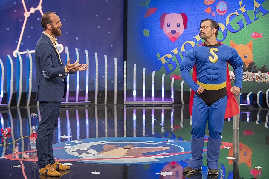 Eduardo Saenz de Cabezón y Ricardo Moure, en  la sexta temporada de 'Órbita Laika'