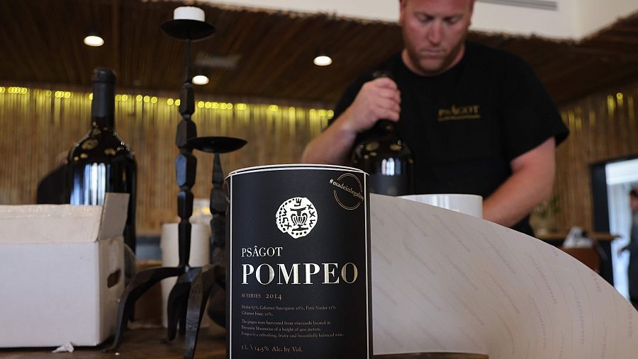 Etiqueta de un vino de Psagot en honor a Mike Pompeo