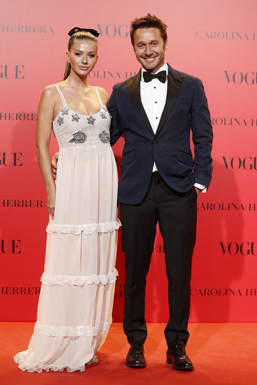 Benjamín Vicuña con China Suárez en el 30 aniversario de la revista Vogue en Madrid, 2018