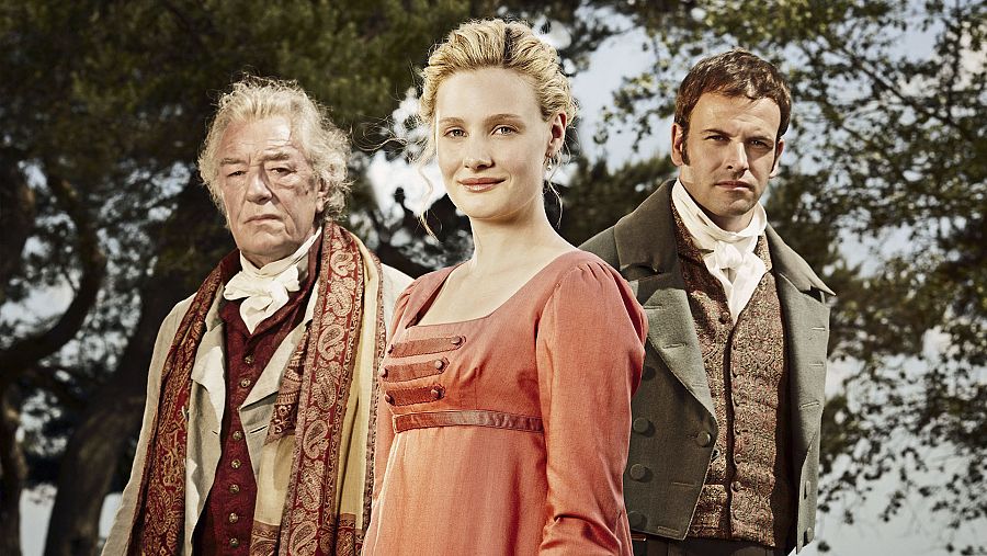 Romola Garai, Jonny Lee Miller y Michael Gambon en 'Emma' (2009), el 28 de noviembre en RTVE