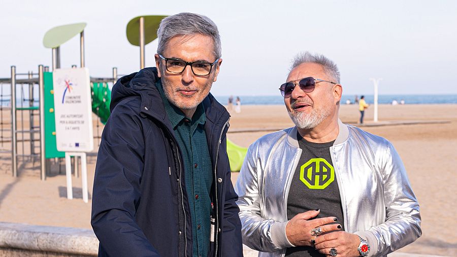 Mikel López Iturriaga con Chimo Bayo