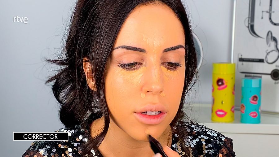Maquillaje de nochevieja. Paso 3: Corrector