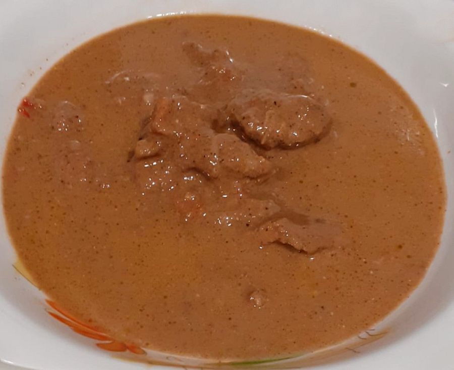 Ternera con salsa de cacahuete