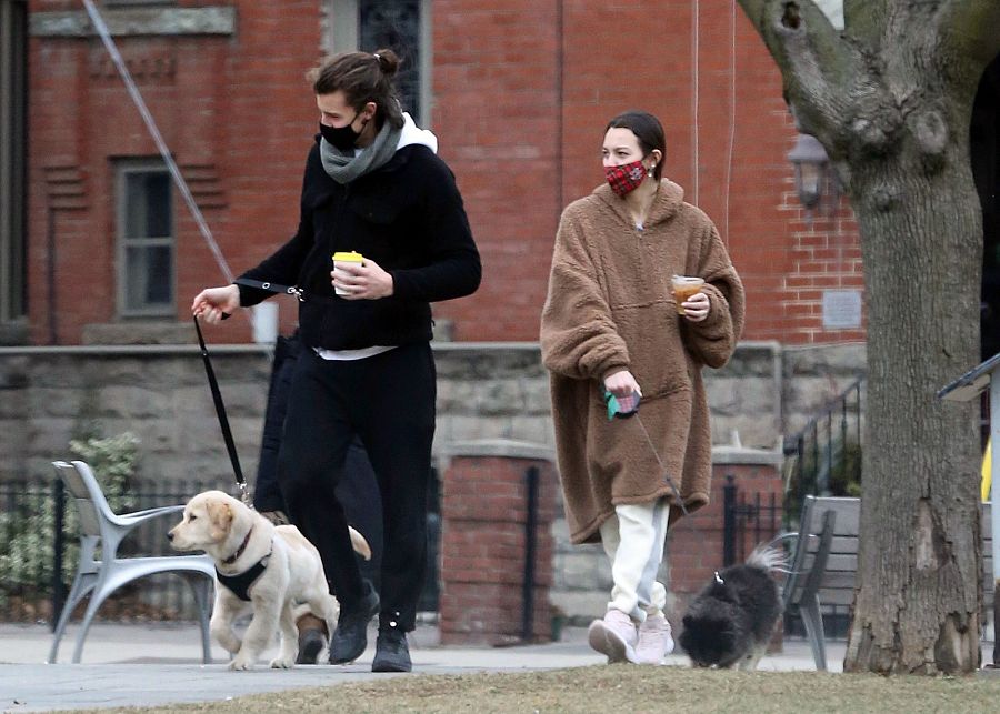 Shawn Mendes y su hermana Aaliyah en Toronto