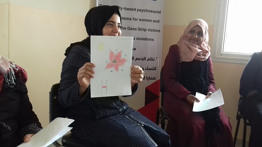 Terapia grupal para mujeres en Gaza