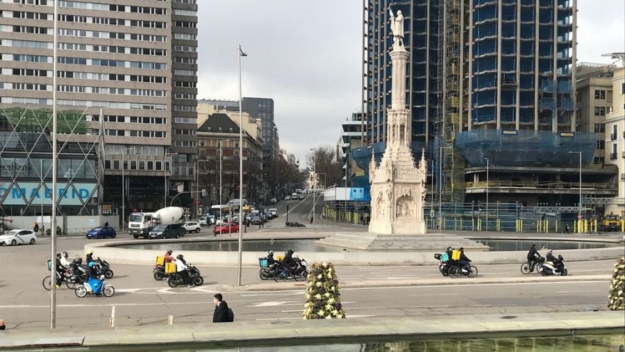 Pitada de los 'riders' en la Plaza de Colón de Madrid