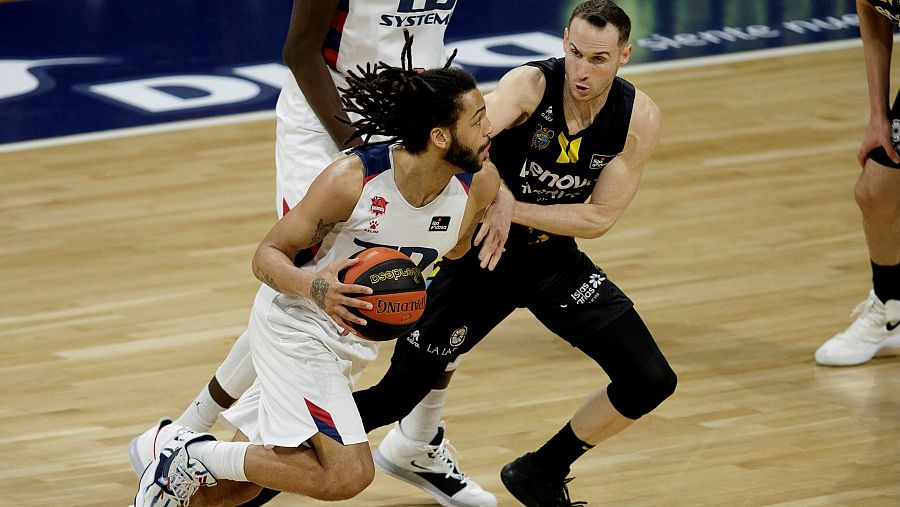 El base del Baskonia, Pierriá Henry.