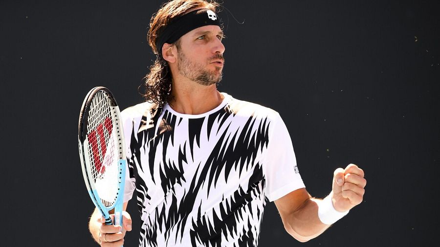 Feliciano López celebra un punto ante Lorenzo Tsonego.