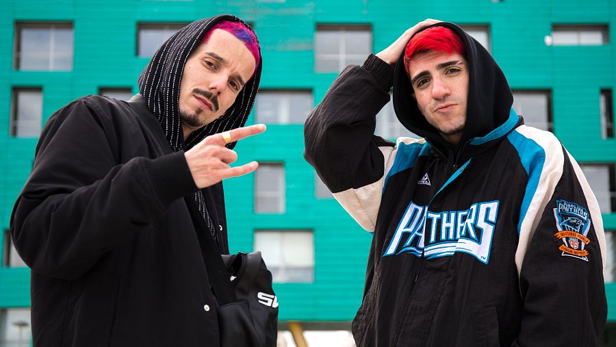 Skone y Acertijo en el rodaje de 'Réplica Internacional 2